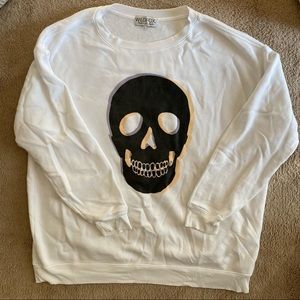 Wildfox skull road trip sweatshirt white size L EUC